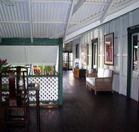 McAlpine House - Airlie Beach Holiday