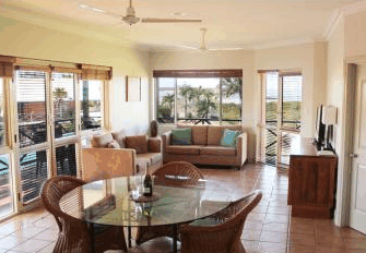 Moonlight Bay Suites - Airlie Beach Holiday