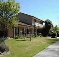 Albury Allawa Motor Inn - Airlie Beach Holiday