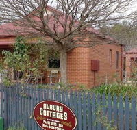 Albury Cottages - Airlie Beach Holiday