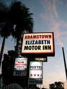 Adamstown Motor Inn - Airlie Beach Holiday 4