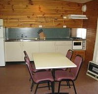Anglers Reach Lakeside Village - Airlie Beach Holiday