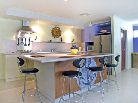 Quinns Reef B & B - Airlie Beach Holiday 1