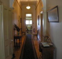 Hoover House Bed  Breakfast - Airlie Beach Holiday