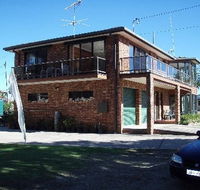 Arrawarra Point - Airlie Beach Holiday