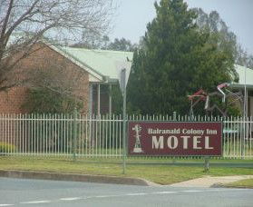 Balranald Colony Inn Motel - Airlie Beach Holiday 0
