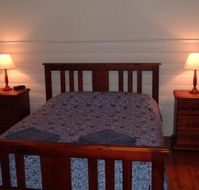 About Town Cottages - Airlie Beach Holiday