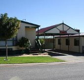 Outback Villas - Airlie Beach Holiday
