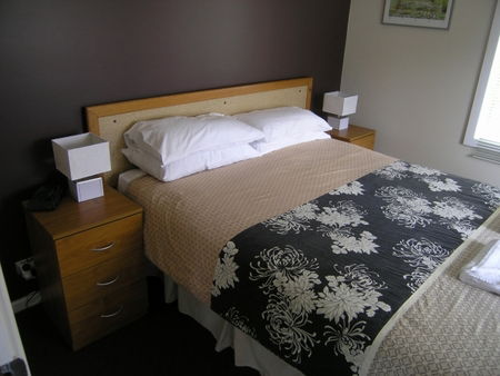 Lilacs Waterfront Villas And Cottages - Airlie Beach Holiday 1