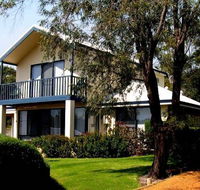Walpole Bayside Villas - Airlie Beach Holiday