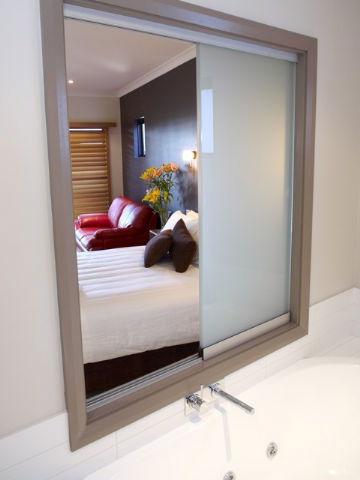 Saltair Bed And Breakfast - Airlie Beach Holiday 1