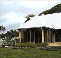 Chalet Arunga - Airlie Beach Holiday