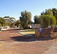 Corrigin Caravan Park - Airlie Beach Holiday