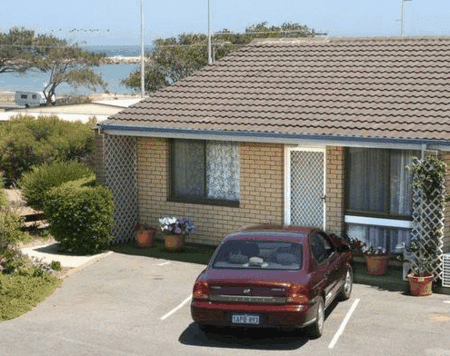 Port Denison Holiday Units - Airlie Beach Holiday