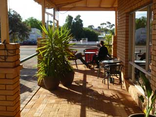 Coolgardie Motel - Airlie Beach Holiday 2