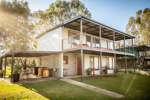 58 Pelican Point Via Morgan - Airlie Beach Holiday 0