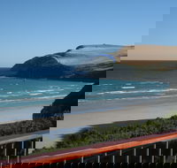 Amoria Beach House - Airlie Beach Holiday