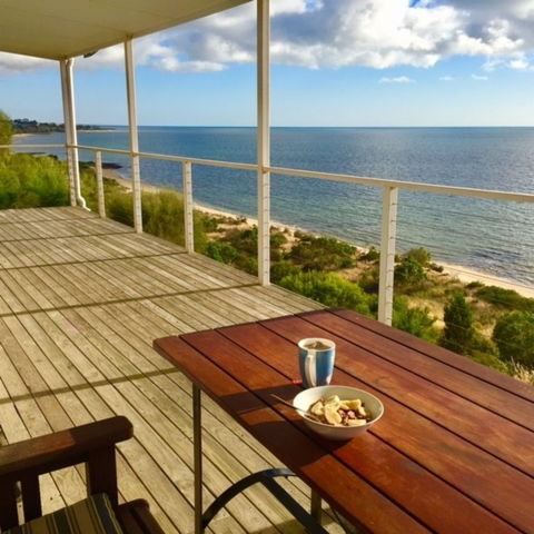 Beyond The Point - Airlie Beach Holiday 0