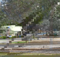 Brewarrina Caravan Park - Airlie Beach Holiday