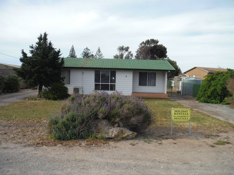 Capella Court - Airlie Beach Holiday 0