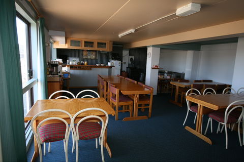 Chalet Jindabyne - Airlie Beach Holiday 2