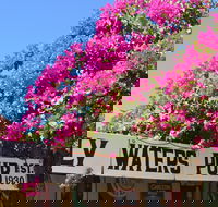 Daly Waters Historic Pub - Airlie Beach Holiday