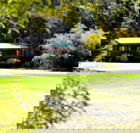 Diamond Forest Farm Stay - Airlie Beach Holiday