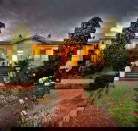 Dunmoylen House Bed and Breakfast - Airlie Beach Holiday