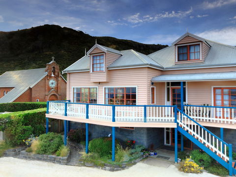 Hanlon House Bed And Breakfast - Airlie Beach Holiday 0