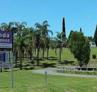 Jacaranda Motor Lodge - Airlie Beach Holiday