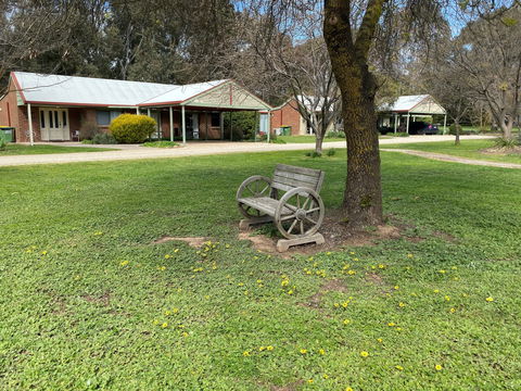 All Seasons Mansfield Accommodation - Airlie Beach Holiday 2