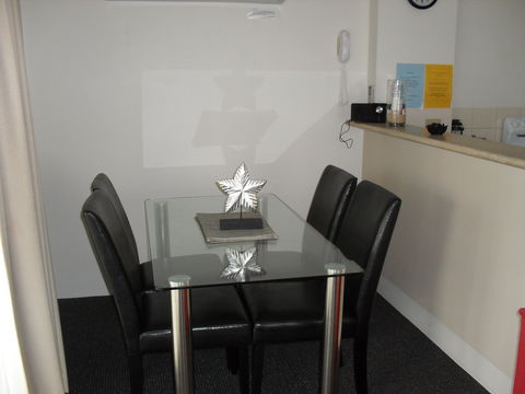 Beaches Serviced Apartments - Airlie Beach Holiday 2