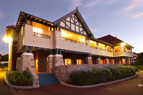 Caves House Hotel Yallingup - Airlie Beach Holiday 0