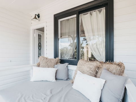 Collective Retreat - Airlie Beach Holiday 0