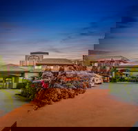 Mackay Resort Motel - Airlie Beach Holiday