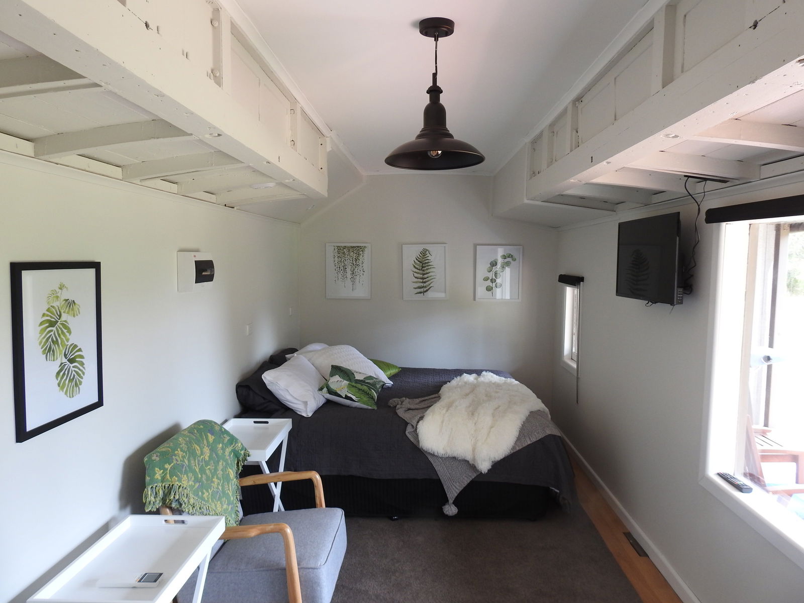 Armstrong VIC Airlie Beach Holiday