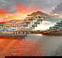 Ramada Hotel  Suites Ballina - Airlie Beach Holiday