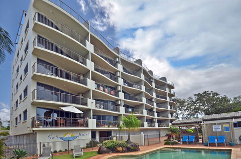 Sails Resort On Golden Beach - Airlie Beach Holiday 2