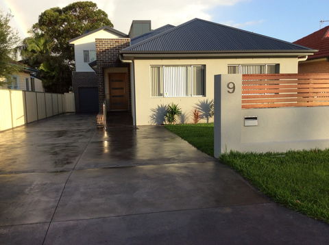 Shellharbour Village Escape - Airlie Beach Holiday 2
