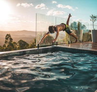 The Eagles Nest Accommodation Scenic Rim, QLD - Airlie Beach Holiday