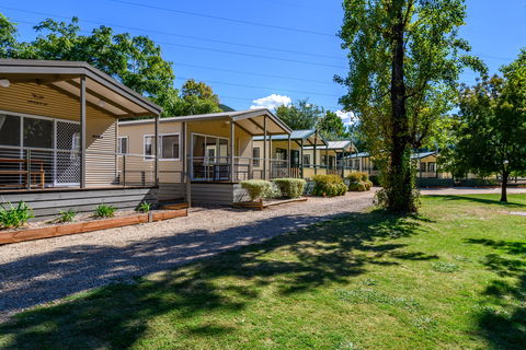 Bright Riverside Holiday Park - Airlie Beach Holiday 2