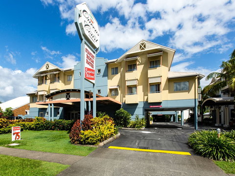 Cairns Queens Court - Airlie Beach Holiday 0