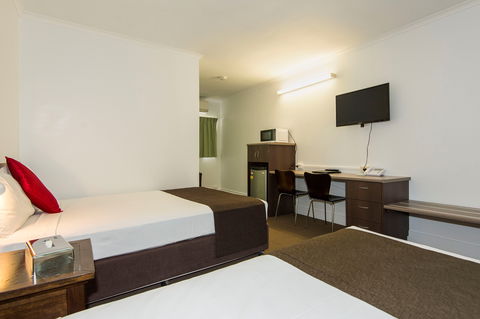 Coral Sands Motel - Airlie Beach Holiday 0