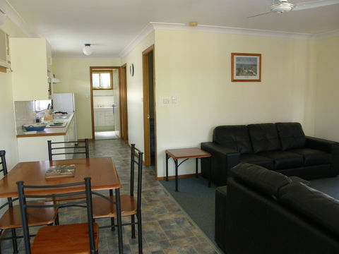 Dolphin Sands Holiday Villas - Airlie Beach Holiday 2