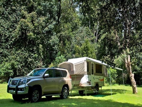 Gloucester River Campground And Picnic Area - Airlie Beach Holiday 1