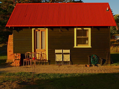 Icena Farm Accommodation - Airlie Beach Holiday 0