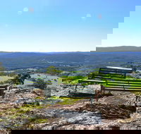 Mount Christopherson Retreat - Airlie Beach Holiday
