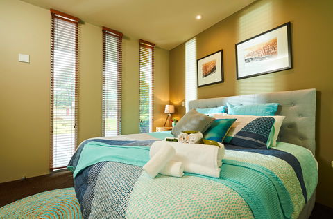 No. 6 Luxury Private Haven - Airlie Beach Holiday 0