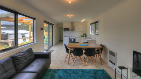 Orford Beachside Holiday Park - Airlie Beach Holiday 0