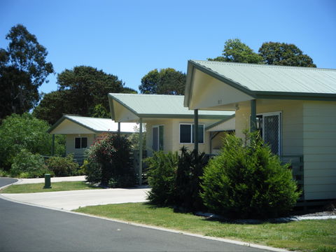 Peppertree Cabins Kingaroy - Airlie Beach Holiday 0